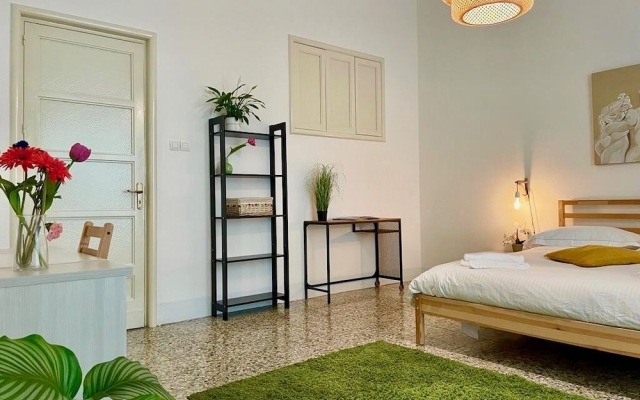 Living Simply Catania