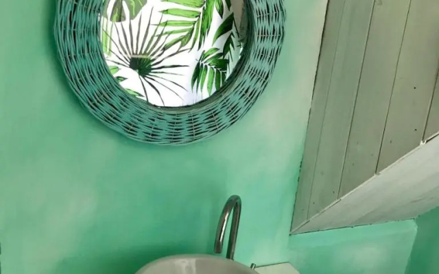 Solomare 2 Eco Cabana