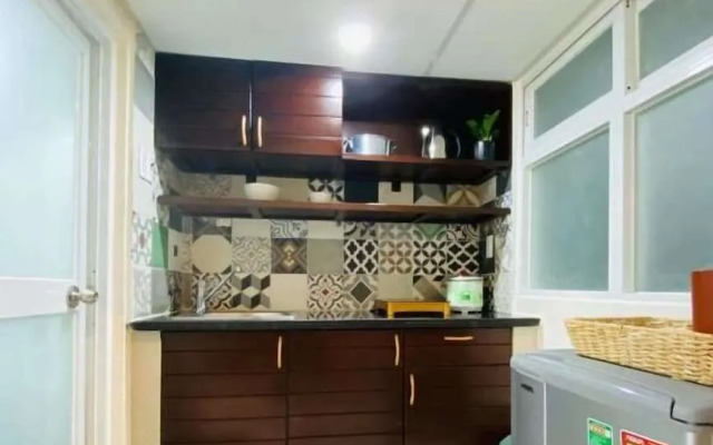 The Homee Cozy Modern Studio Apartment