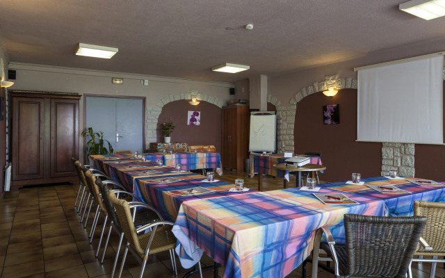 Sure Hotel by Best Western Rouvignies Valenciennes