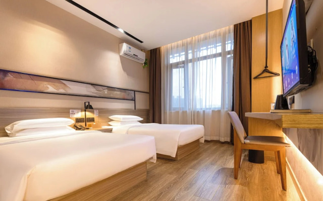 Rest Comfort Hotel (Zhoujiazui Rd. Branch)