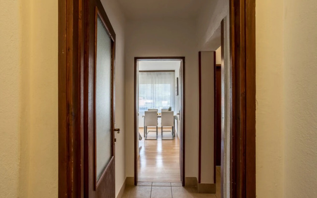 Spacious apartment with three double bedrooms