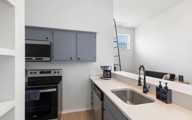 The Gallery Unit 301