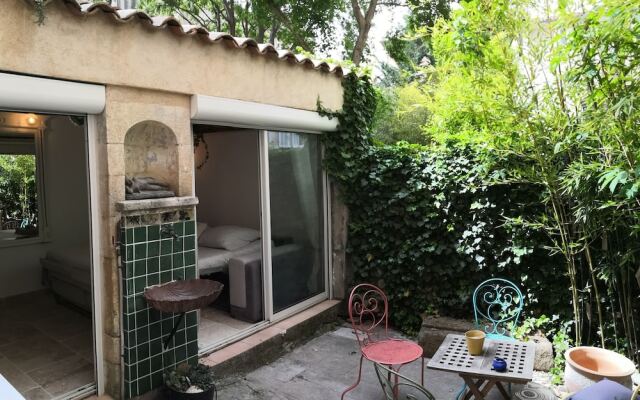 Studio coquet & terrasse