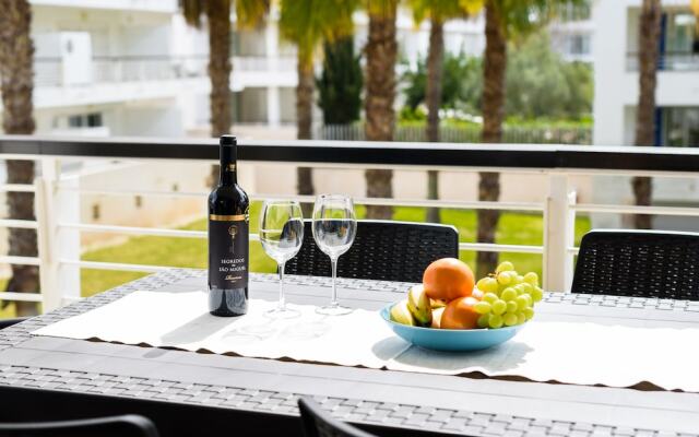 Marina Apartment by AGProperties