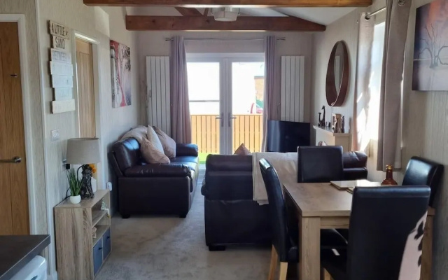 Captivatingly Stunning 2-bed Chalet in Bridlington