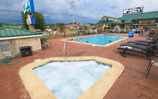 Mountain Breeze Motel