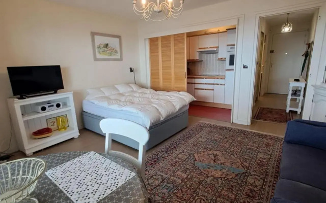 Studio And Terrace Sea View In La Baule