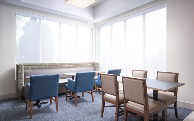 Holiday Inn Express Hotel & Suites Chattanooga Downtown by IHG