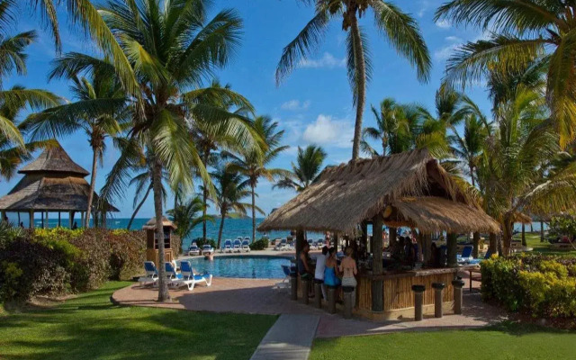 Coconut Bay Beach Resort & Spa All Inclusive