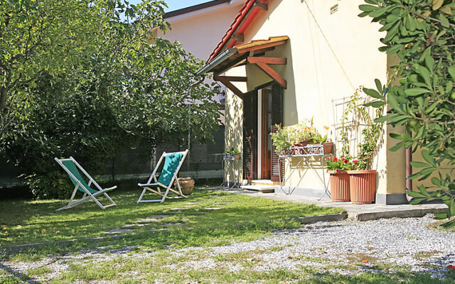 Eliana Forte dei Marmi