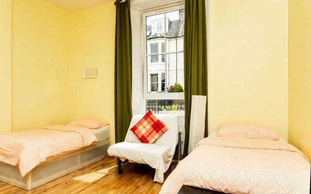 Centre Townhouse
