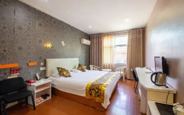 Langxi Tiantian Business Hotel