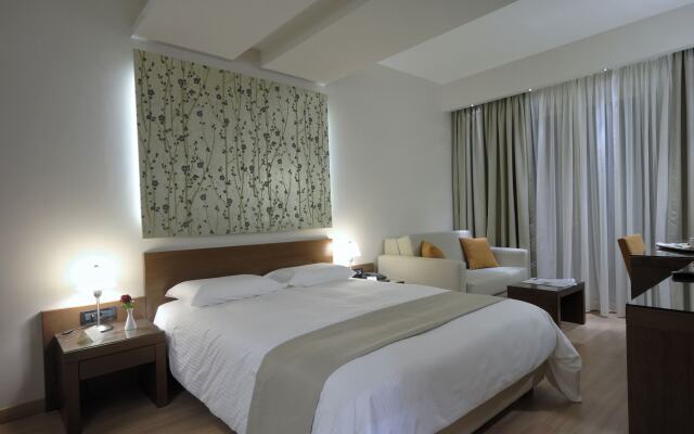 Pharae Palace Hotel