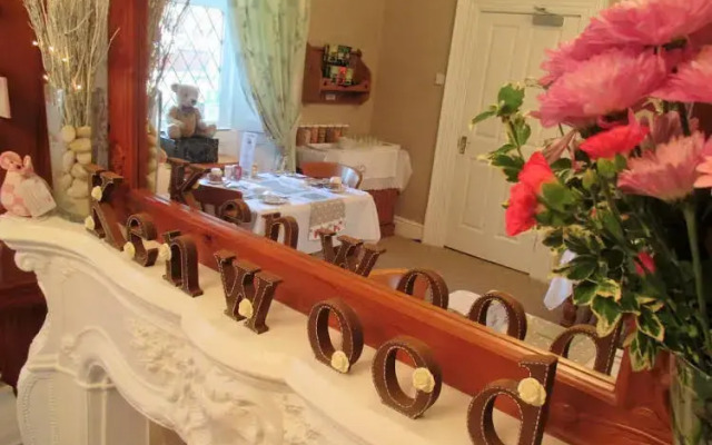 Kenwood Guest House — HOTEL IS CLOSED