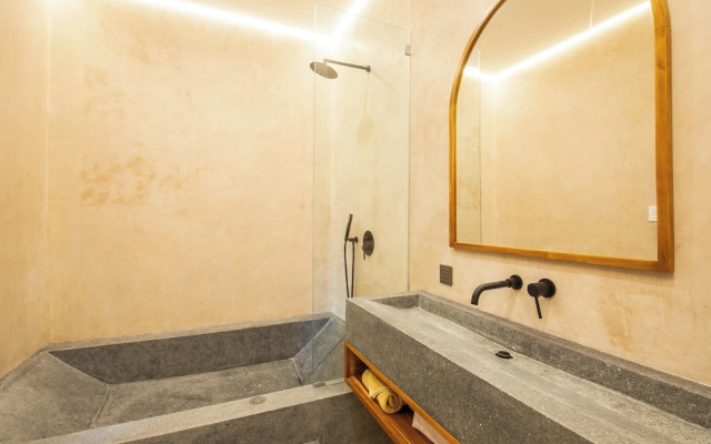 Sleek 2BR Villa, 5 Minutes to Bingin Beach