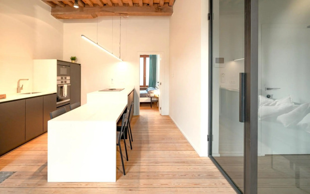 The Hendrik Square Residence