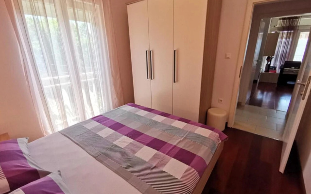 Apartment Villa 1 Sara 4 pax
