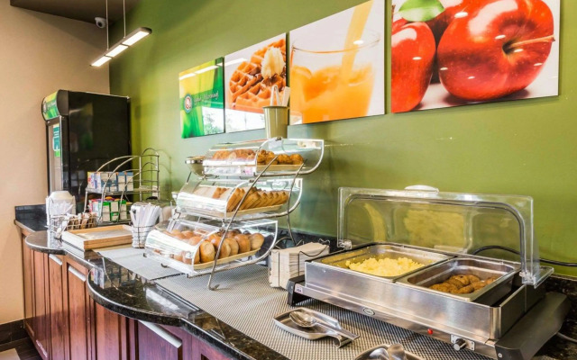 Quality Inn & Suites Birmingham - Highway 280