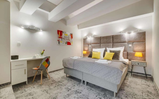 SAVOY Mariacka Apartments