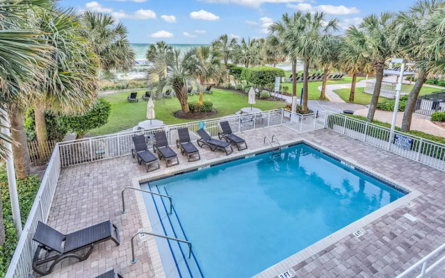 Breakers Sailfish Condos by Hosteeva