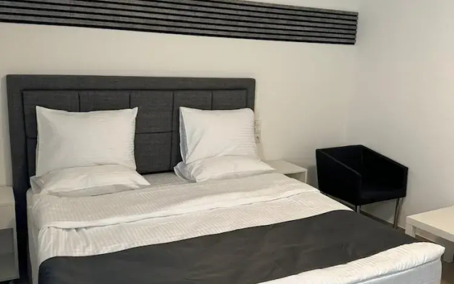 Dido Diamond Hotel