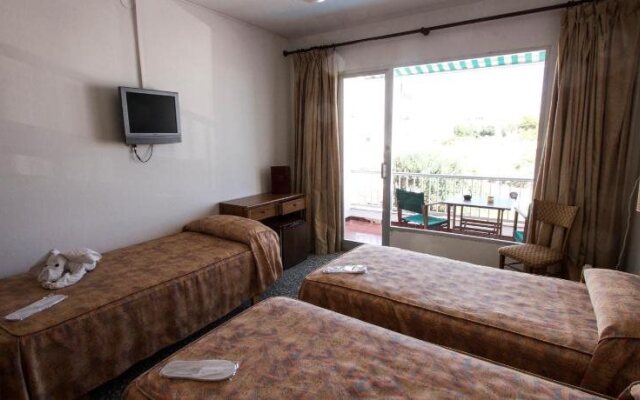 Hostal Restaurant s'Algaret