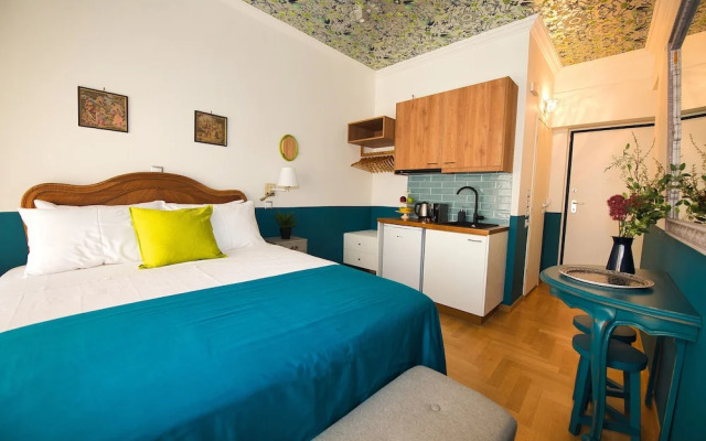 Rastoni Athens Suites nearAcropolis at Tsatsou Street