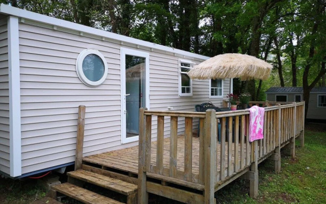 Camping Les Berges de la Dordogne