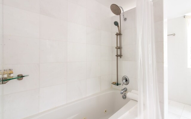 Villa Royal Luxury House Near the Bay