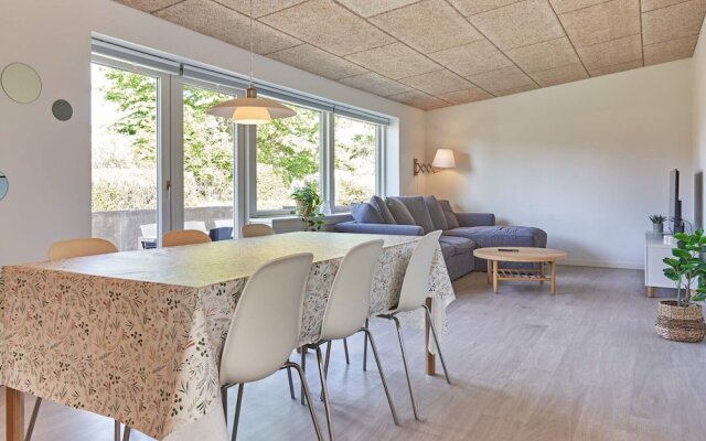 6 Person Holiday Home in Ronne-by Traum