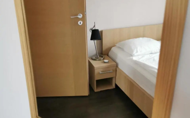 Falcon apartment
