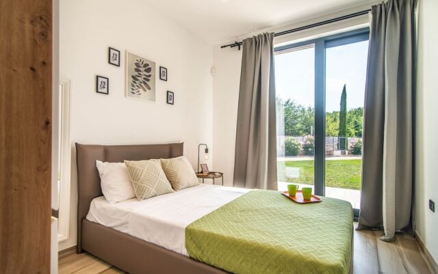 Luxury Villa With Pool and sea View