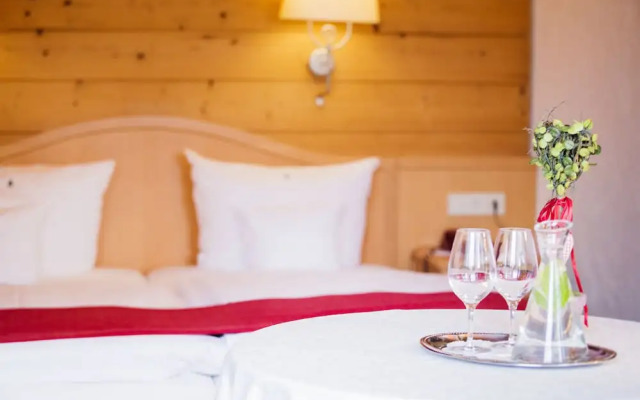 Kaisers Tanne - Premium Alles Inklusive Hotel