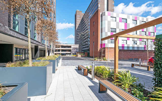 Residential Estates Insignia Apartments