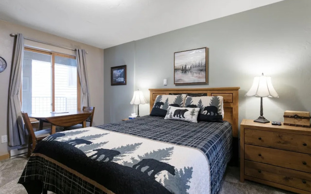 Beaver Creek West S2 - 3 Bedroom 3 Condo by RedAwning