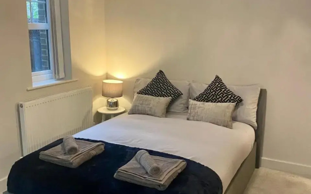 Private Luxury Room Southampton