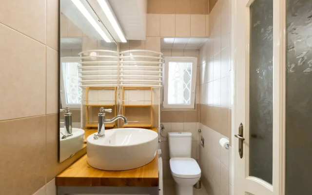 Vintage Style Apartment