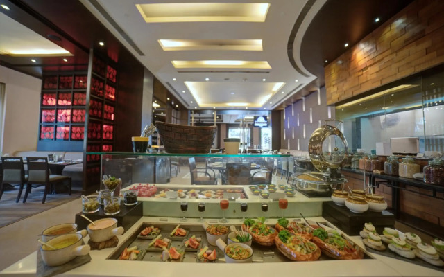Goldfinch Hotel Delhi NCR