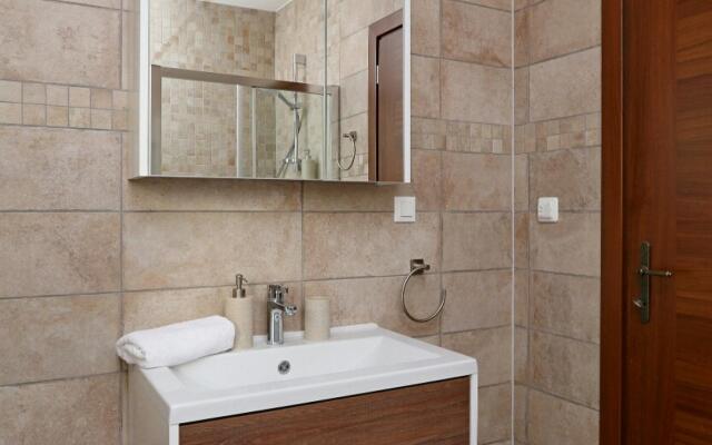 Lurda in Linardići with 4 bedrooms and 2 bathrooms