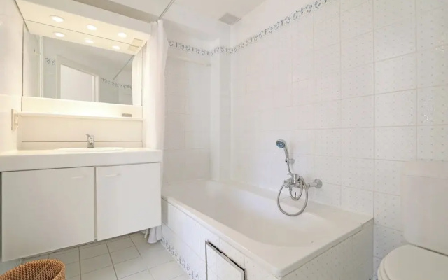 Apartment in Het Zoute Near the Beach