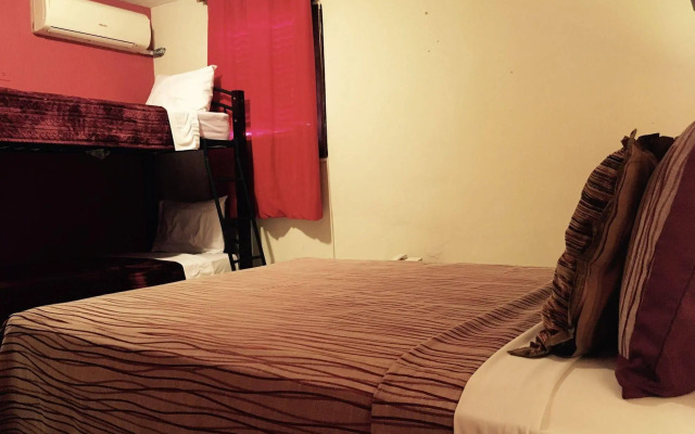 Panama House Bed & Breakfast