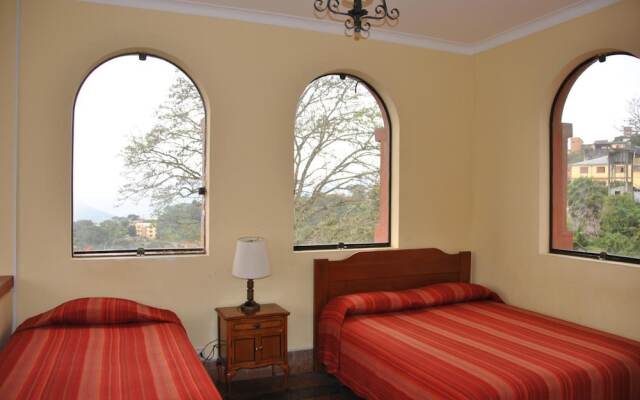 Hotel Gloria Coroico