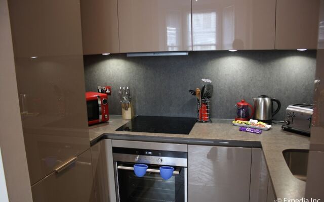 Barons Court Apartments By Flying Butler