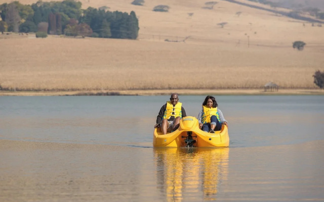 Cayley Mountain Resort