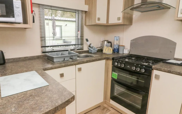 12A Borwick Lakes