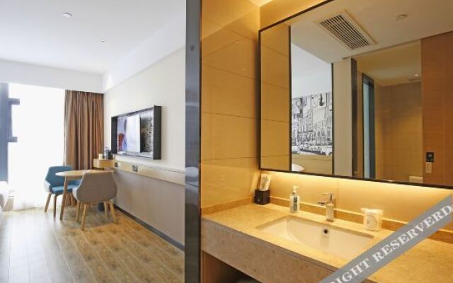 City convenient hotel (Xihua University Hongguang Avenue Store)