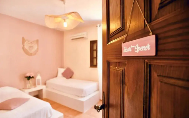 Lajares Villa-sleeps 6-free Parking-playground