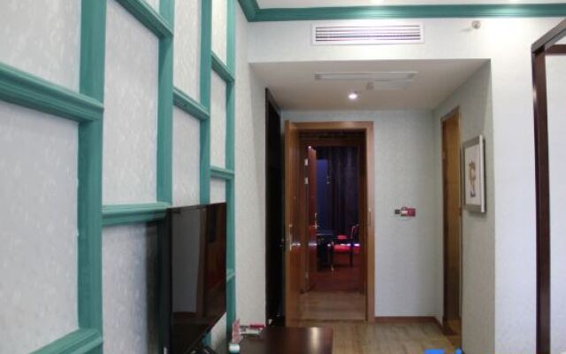 Yueyang Qingcheng Theme Hotel