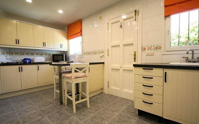 Immaculate 3-bed Villa in Mijas